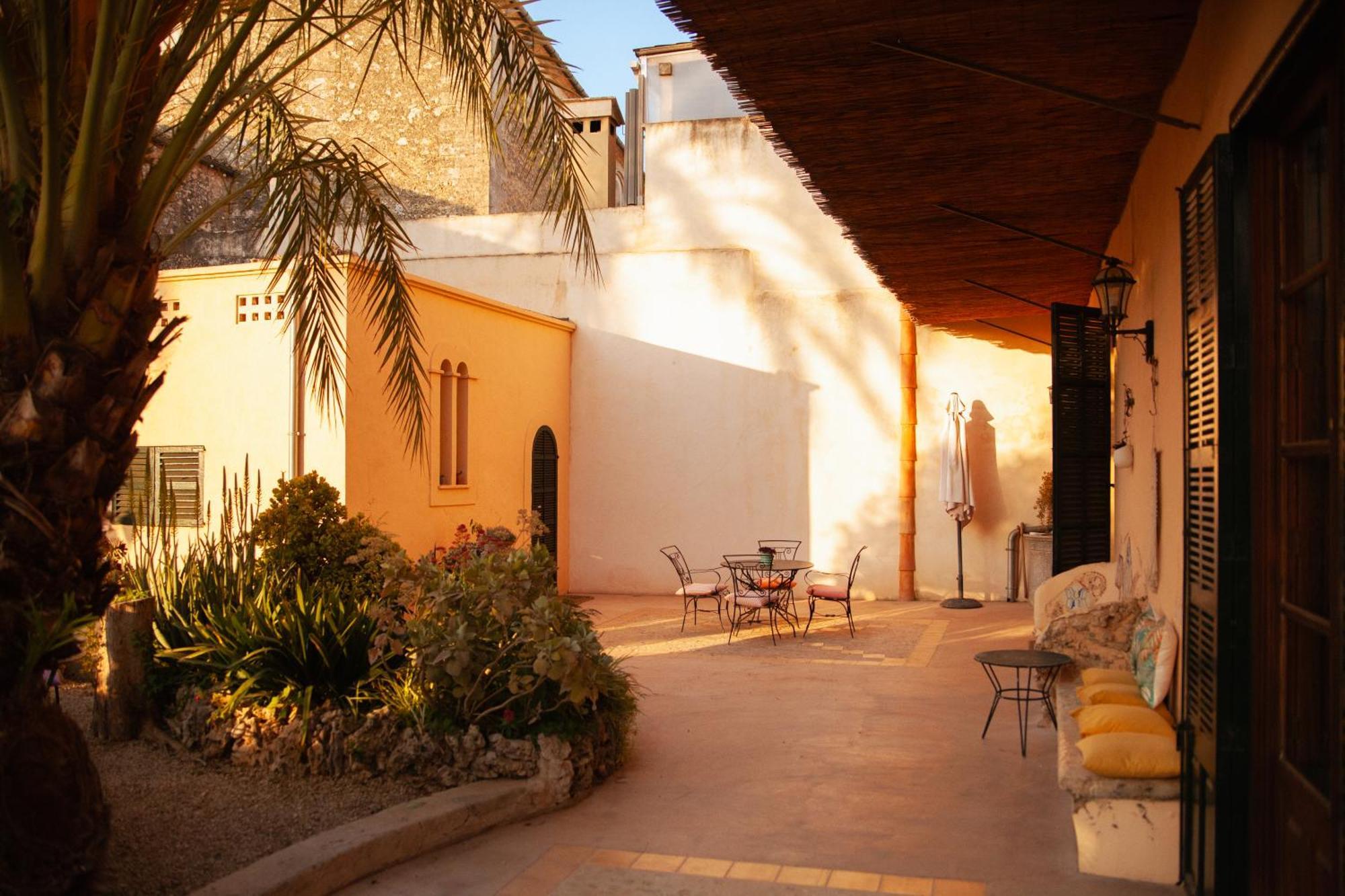 Casa Mona Turismo De Interior Guest House Llubí Екстериор снимка