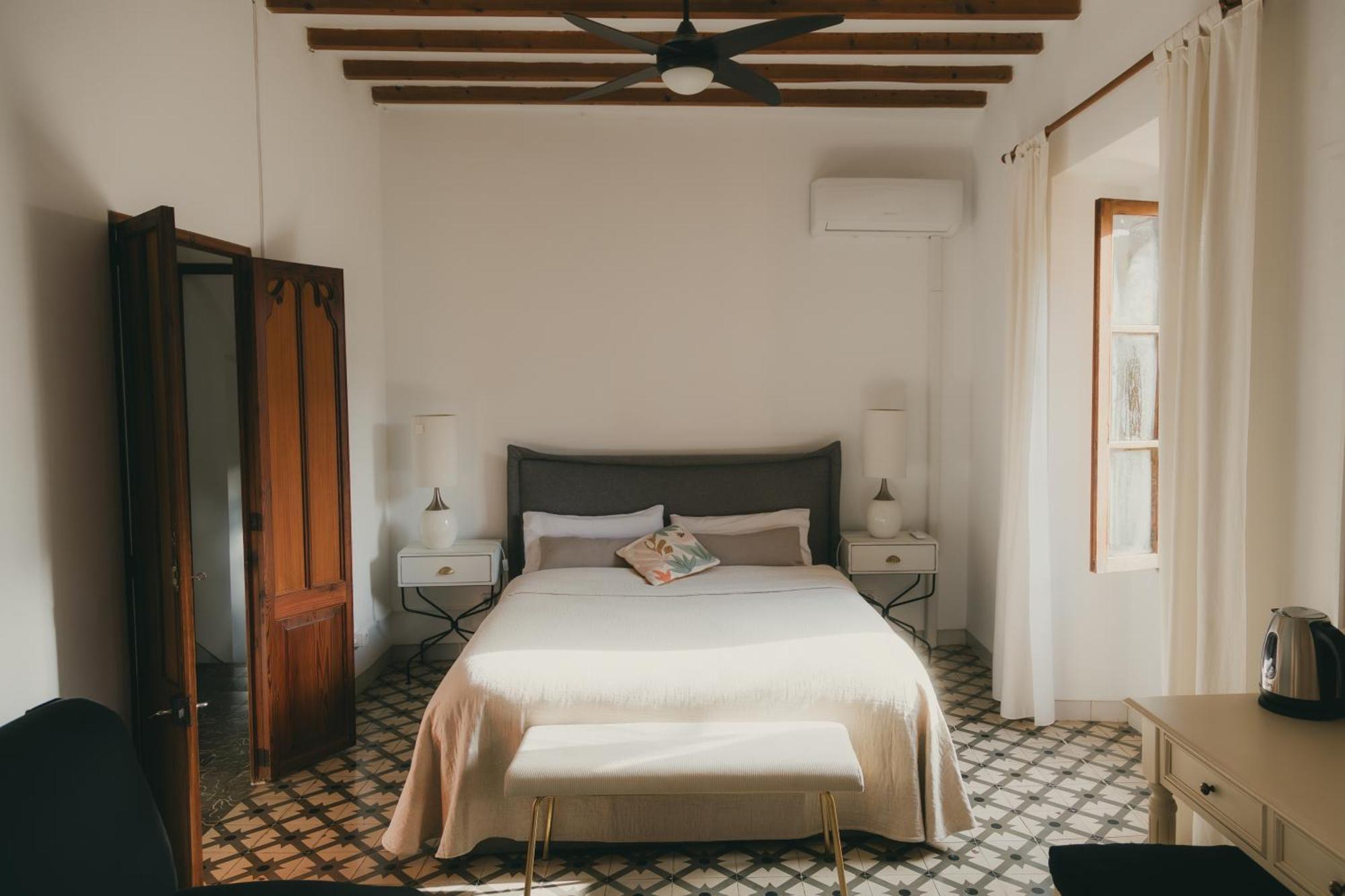 Casa Mona Turismo De Interior Guest House Llubí Екстериор снимка