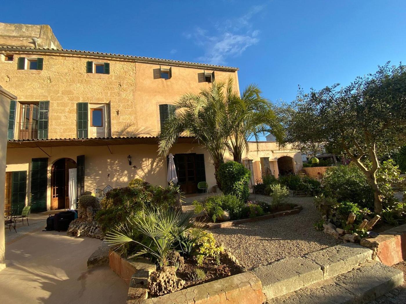 Casa Mona Turismo De Interior Guest House Llubí Екстериор снимка